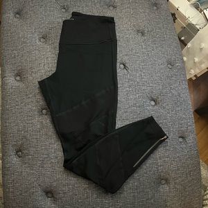 Athleta Zip Ankle Street Tights, Black, sz L